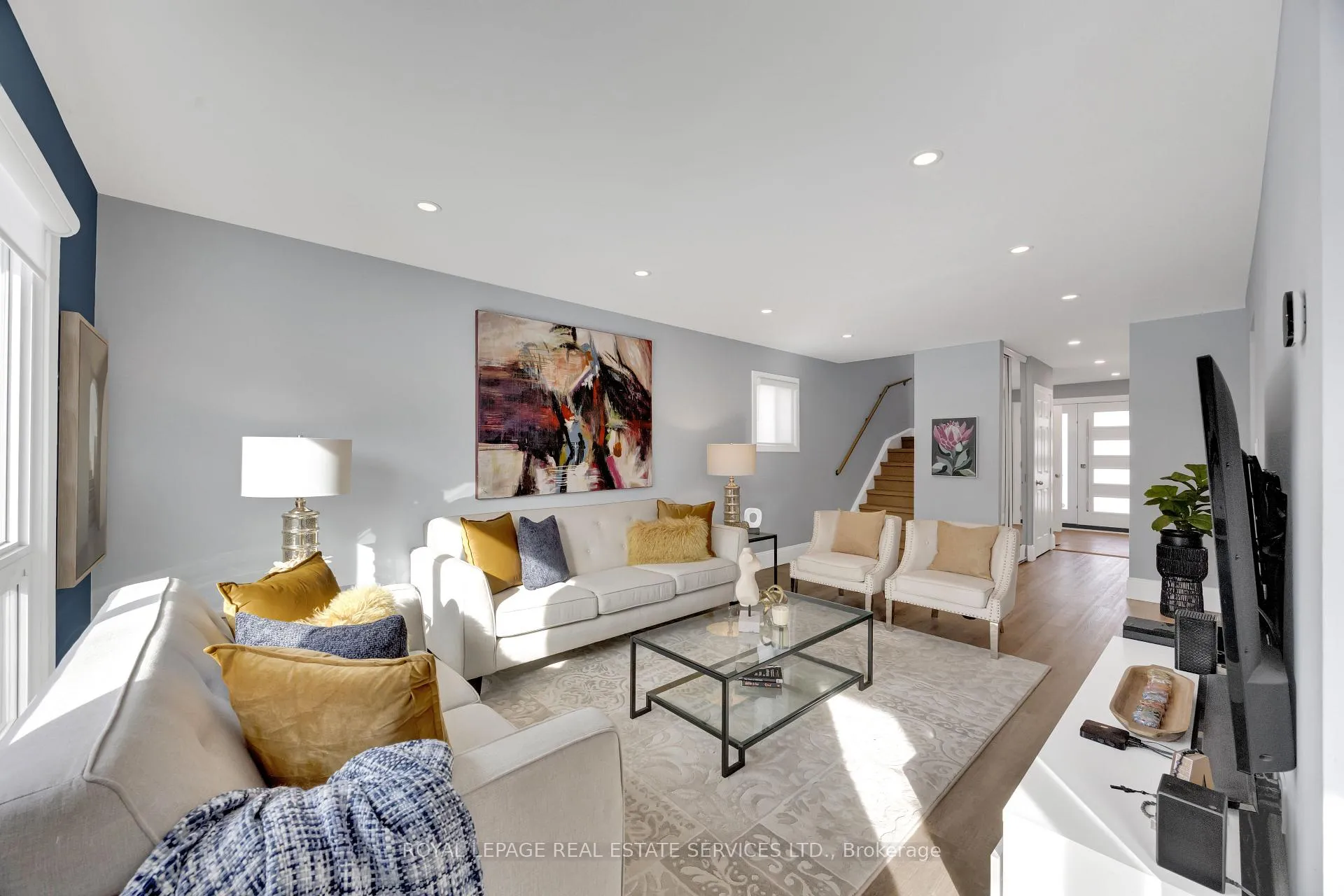 Photo 16 of 284 Rimmington Drive, Oakville, River Oaks — HOMEH