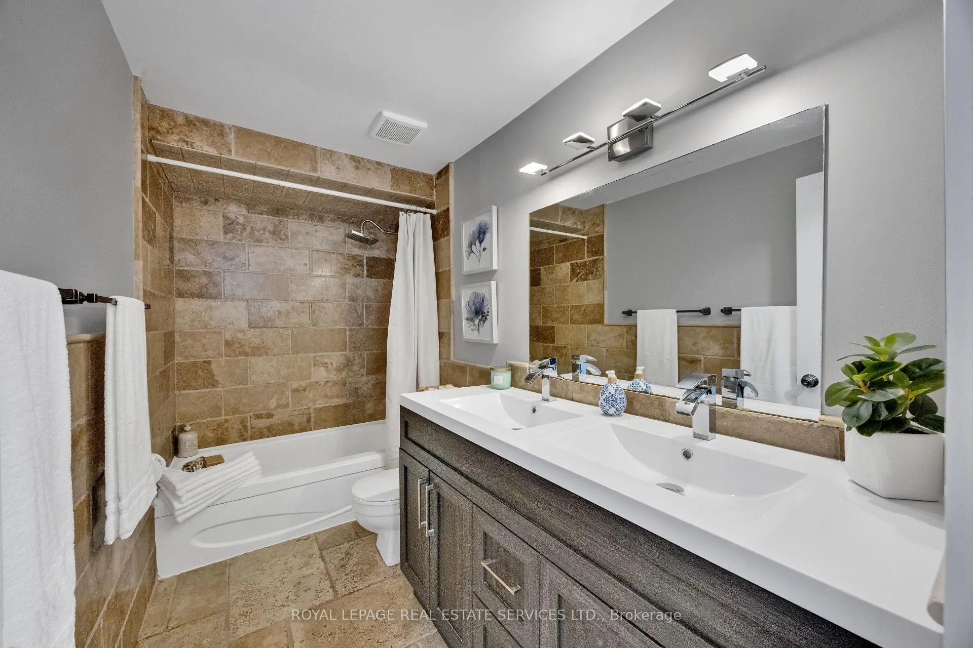 Photo 25 of 284 Rimmington Drive, Oakville, River Oaks — HOMEH
