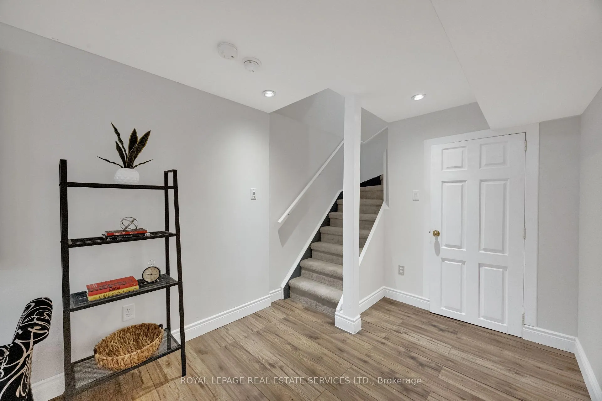 Photo 31 of 284 Rimmington Drive, Oakville, River Oaks — HOMEH