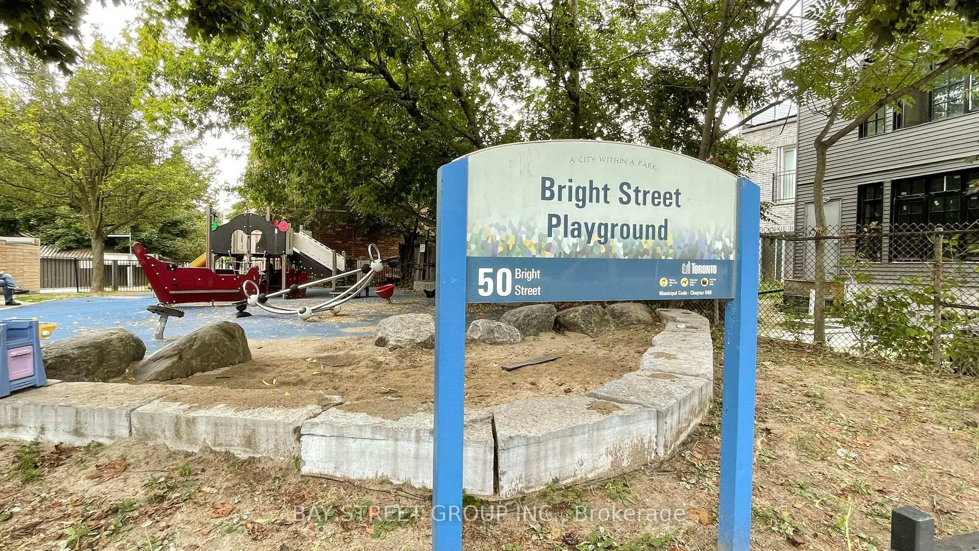 Photo 22 of 447A Queen Street E, Toronto, Moss Park — HOMEH