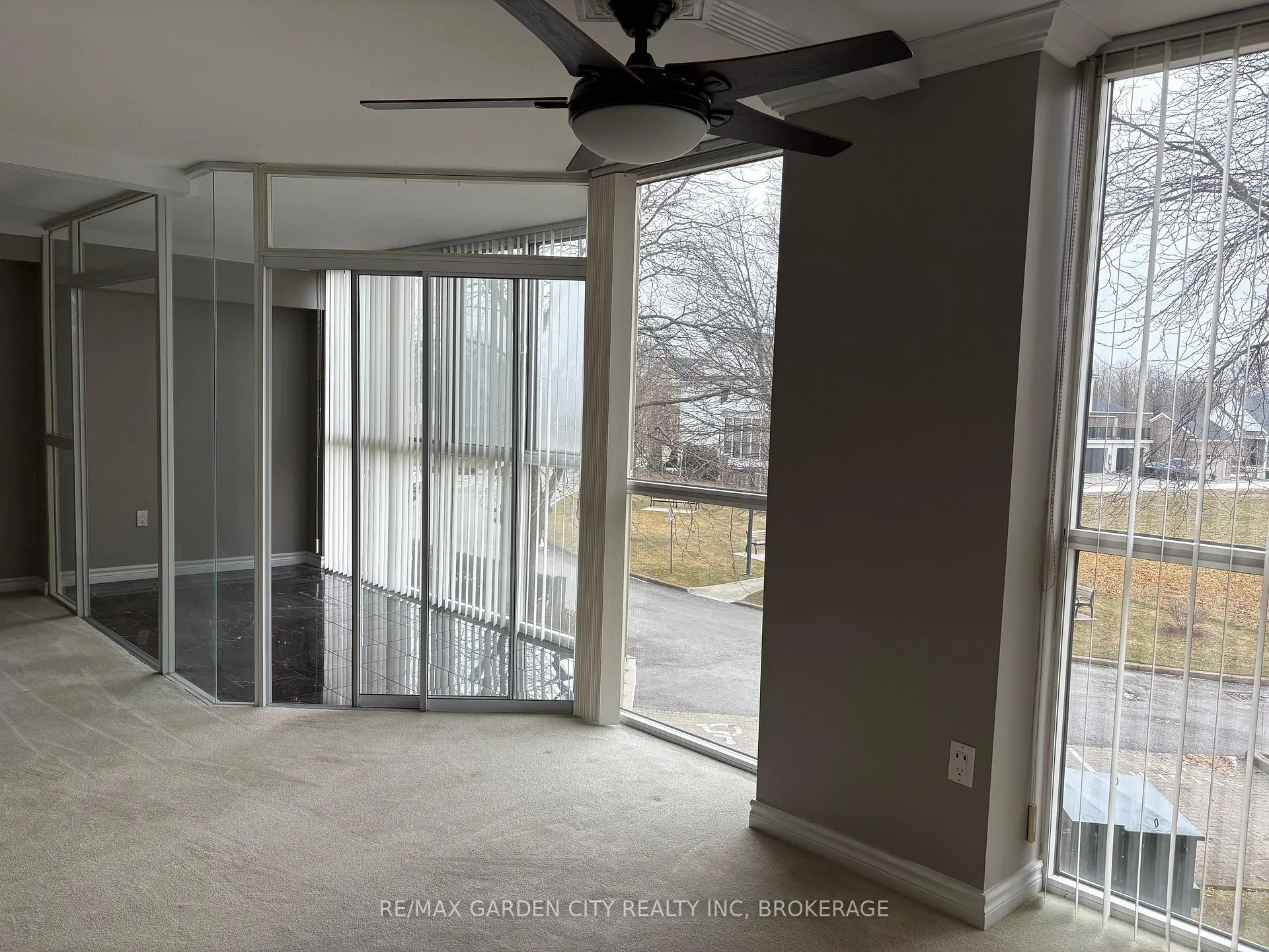 Photo 9 of Unit 207, 162 Martindale Road, St. Catharines, Grapeview — HOMEH