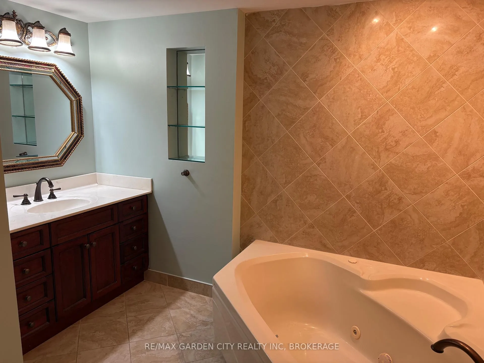 Photo 20 of Unit 207, 162 Martindale Road, St. Catharines, Grapeview — HOMEH