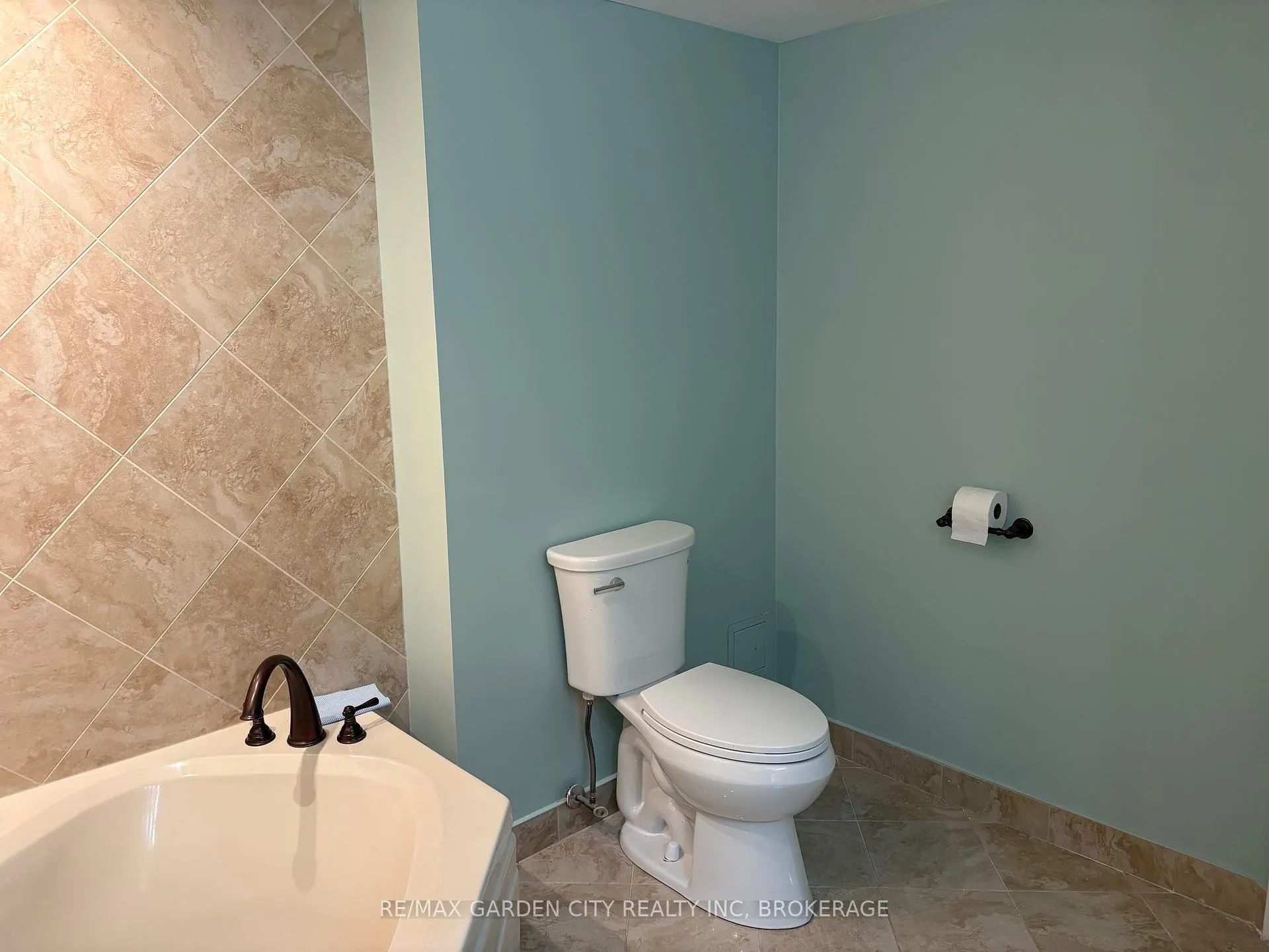 Photo 22 of Unit 207, 162 Martindale Road, St. Catharines, Grapeview — HOMEH