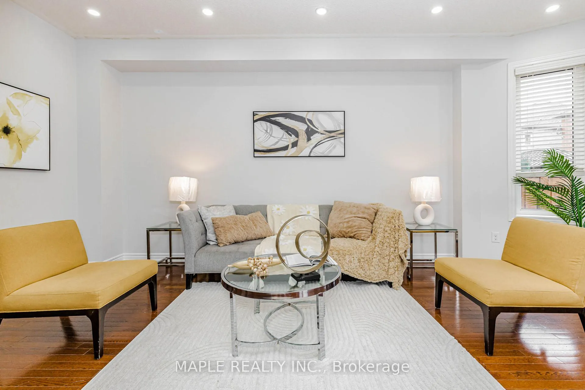 Photo 11 of 10 Eastlake Road, Brampton, Fletcher's Meadow — HOMEH