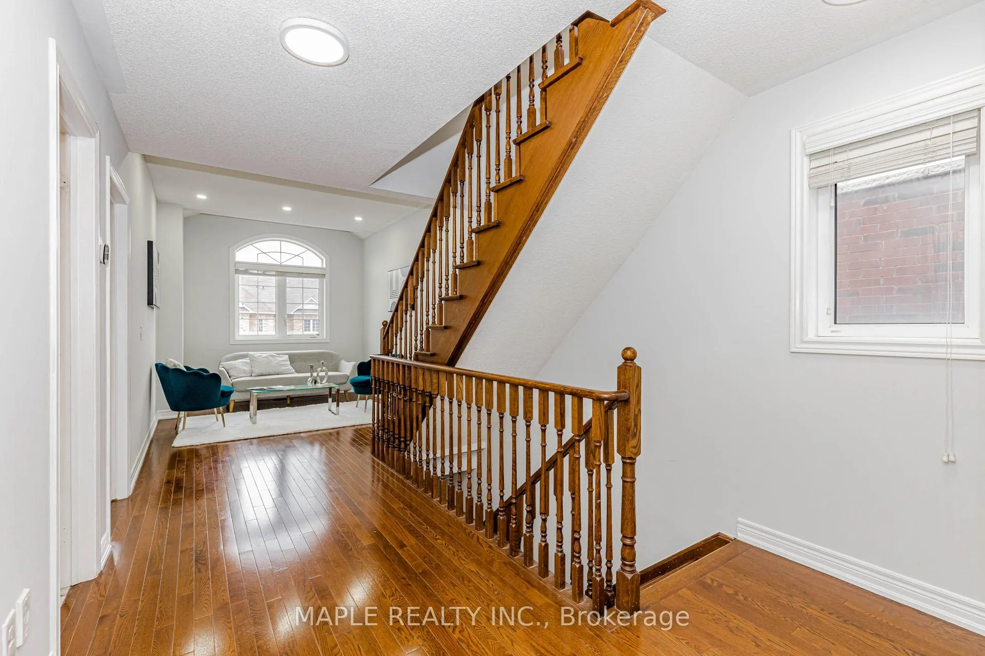 Photo 21 of 10 Eastlake Road, Brampton, Fletcher's Meadow — HOMEH
