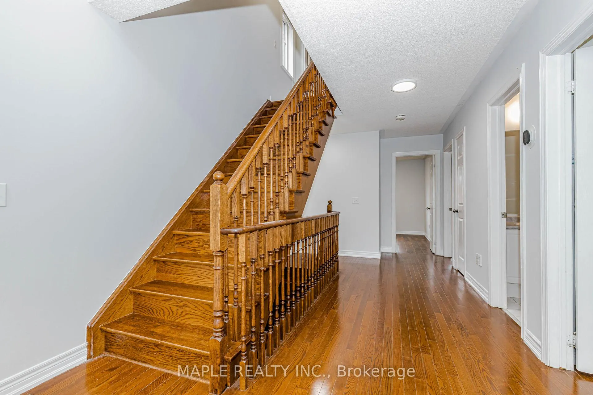 Photo 25 of 10 Eastlake Road, Brampton, Fletcher's Meadow — HOMEH