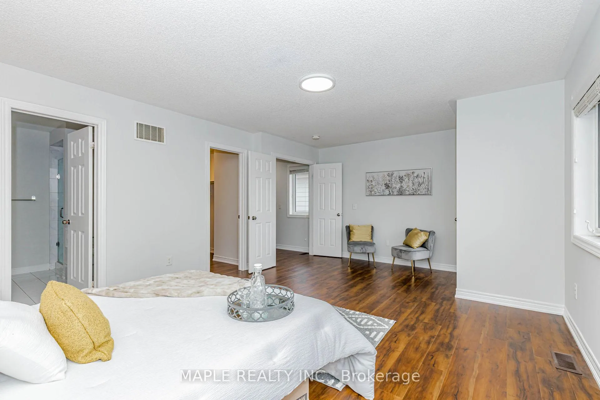 Photo 31 of 10 Eastlake Road, Brampton, Fletcher's Meadow — HOMEH