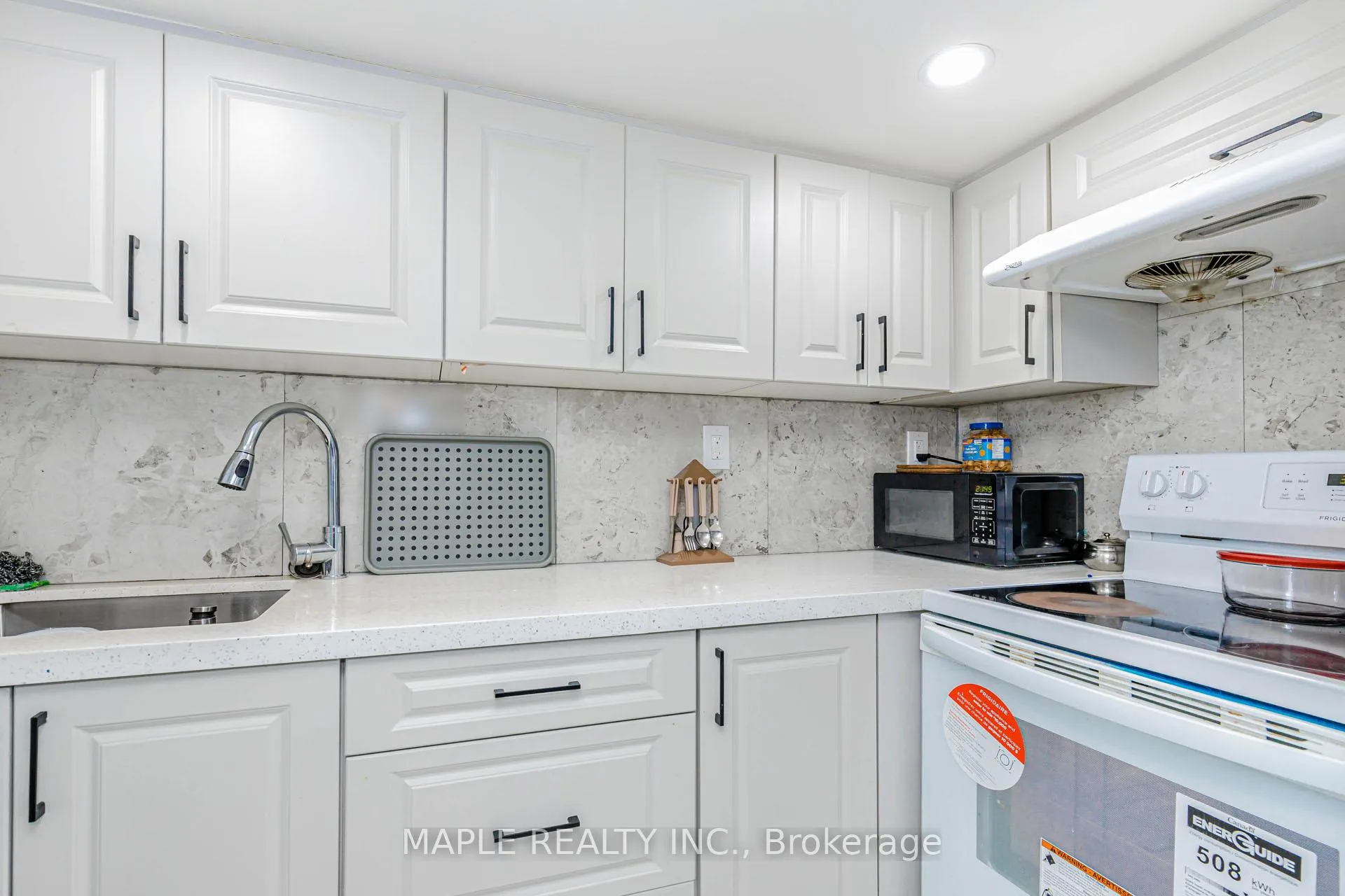 Photo 43 of 10 Eastlake Road, Brampton, Fletcher's Meadow — HOMEH
