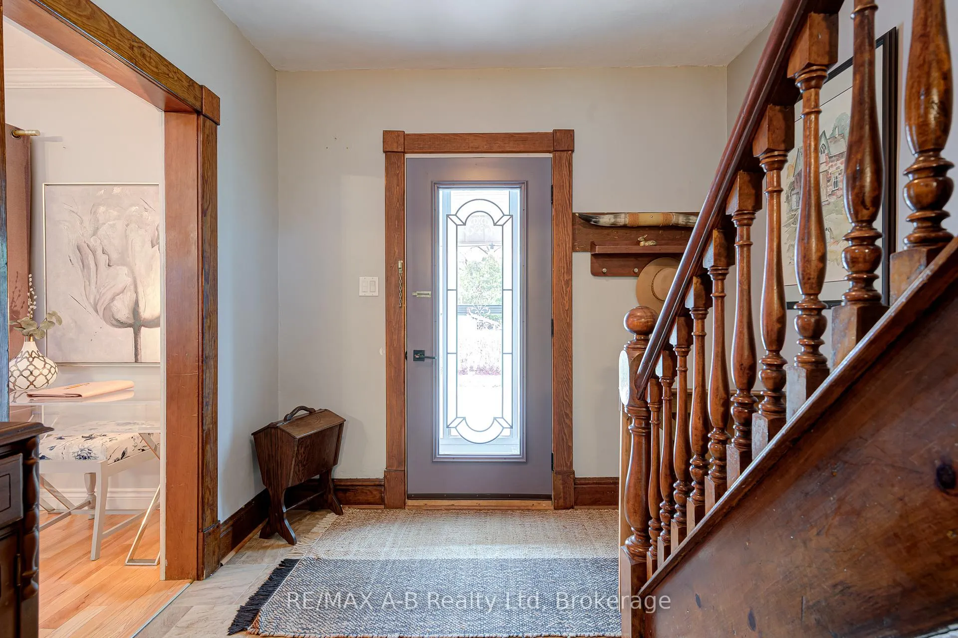 Photo 8 of 11 Brant Street, Stratford — HOMEH