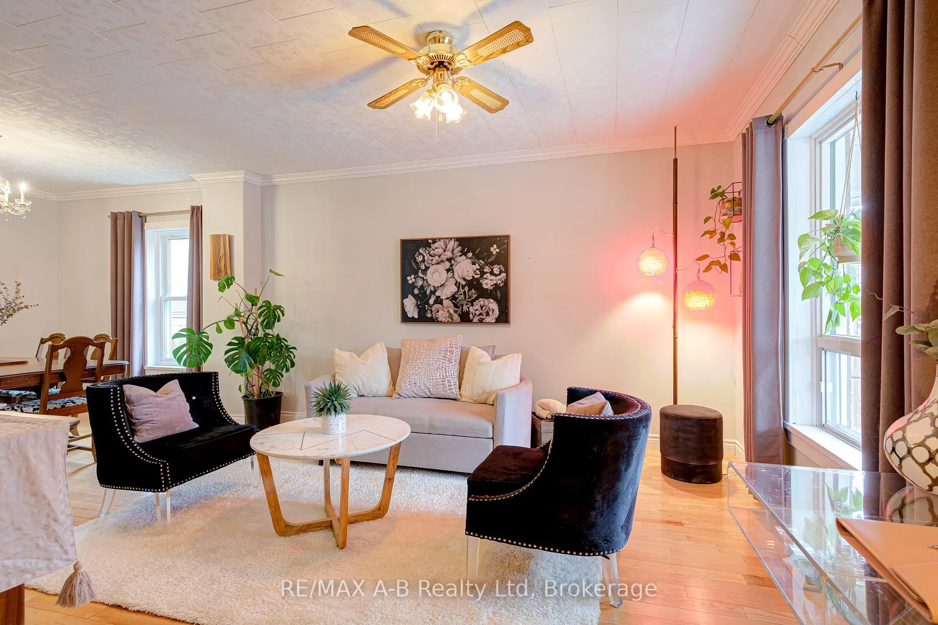 Photo 11 of 11 Brant Street, Stratford — HOMEH