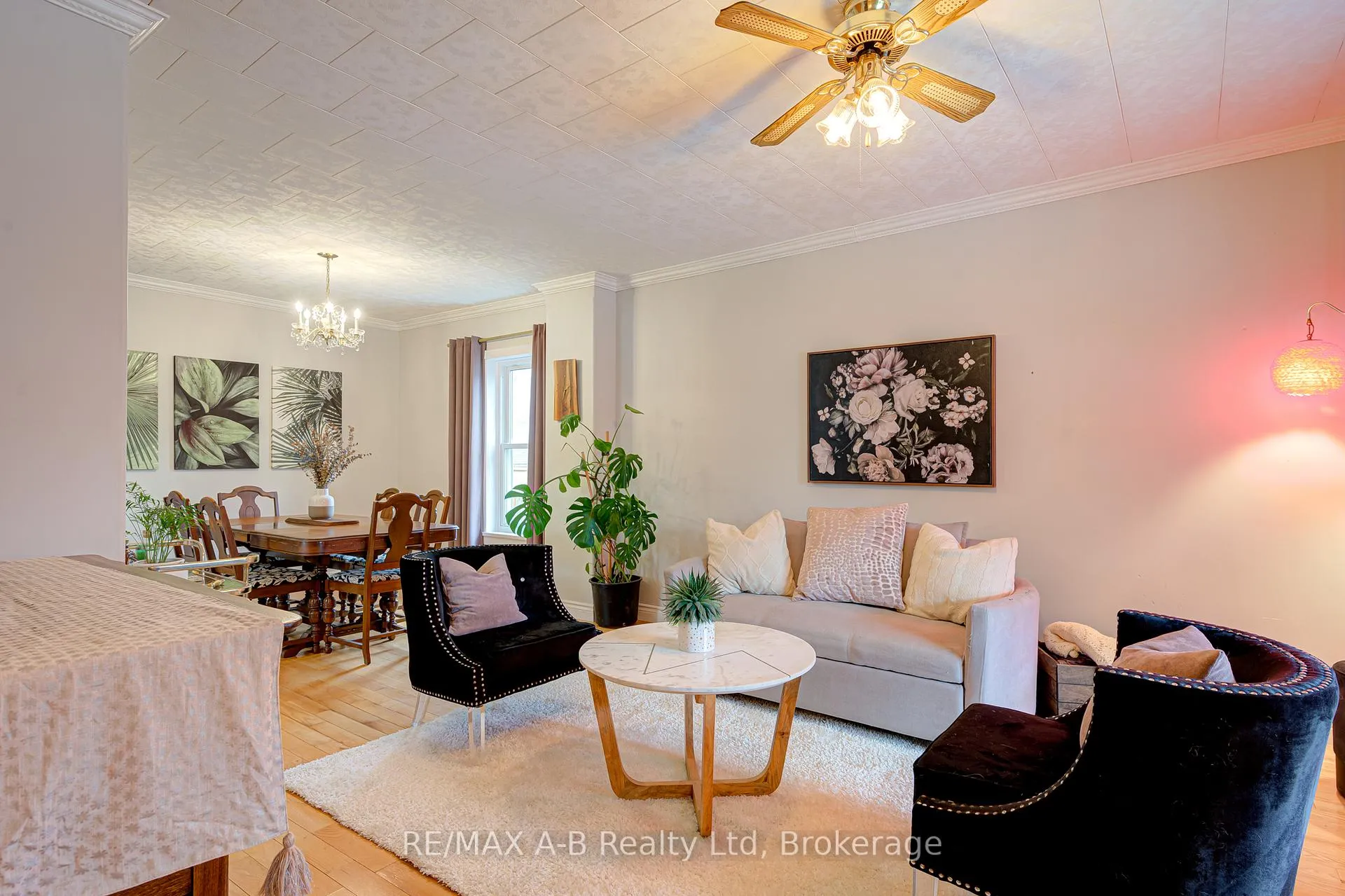 Photo 13 of 11 Brant Street, Stratford — HOMEH