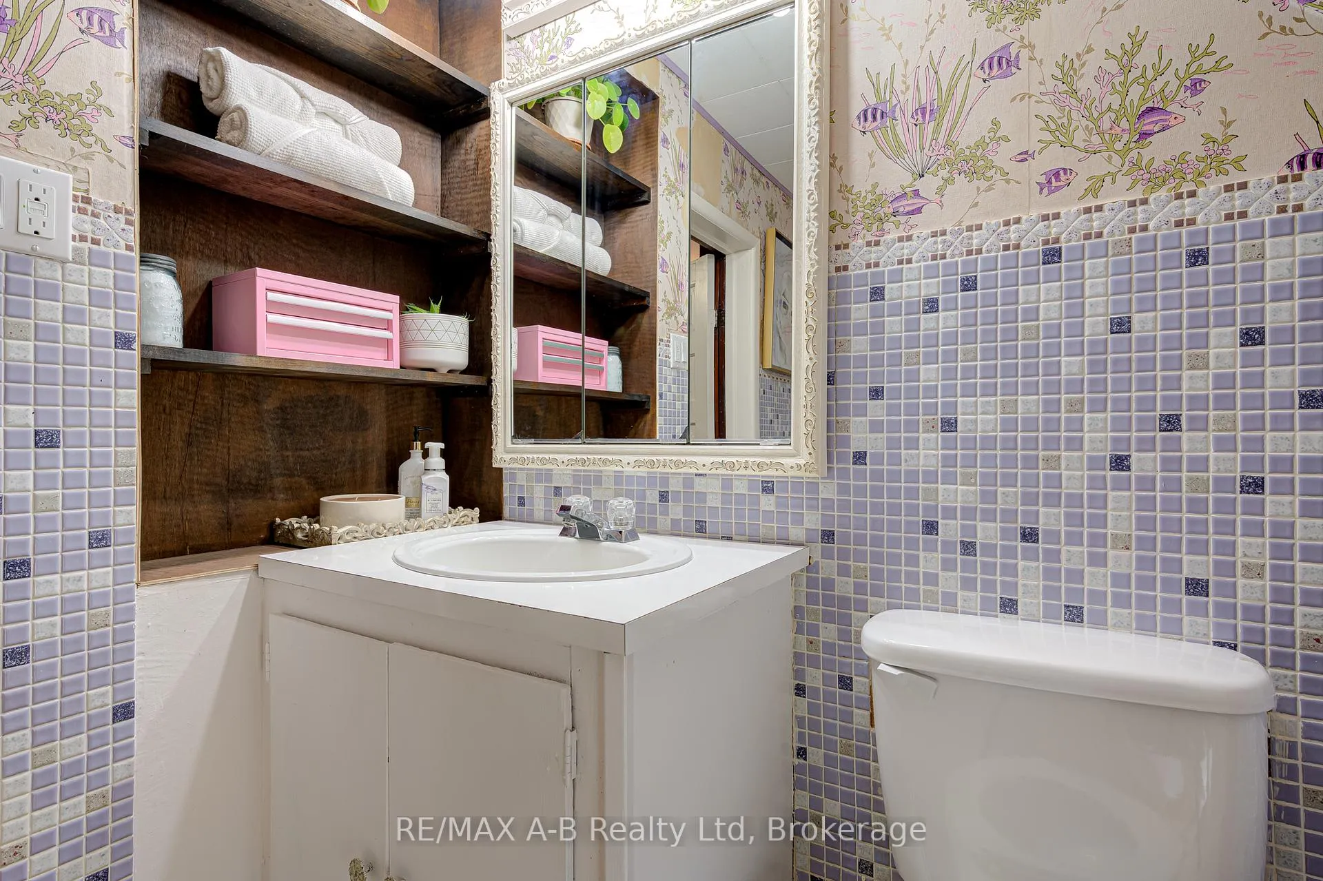 Photo 36 of 11 Brant Street, Stratford — HOMEH