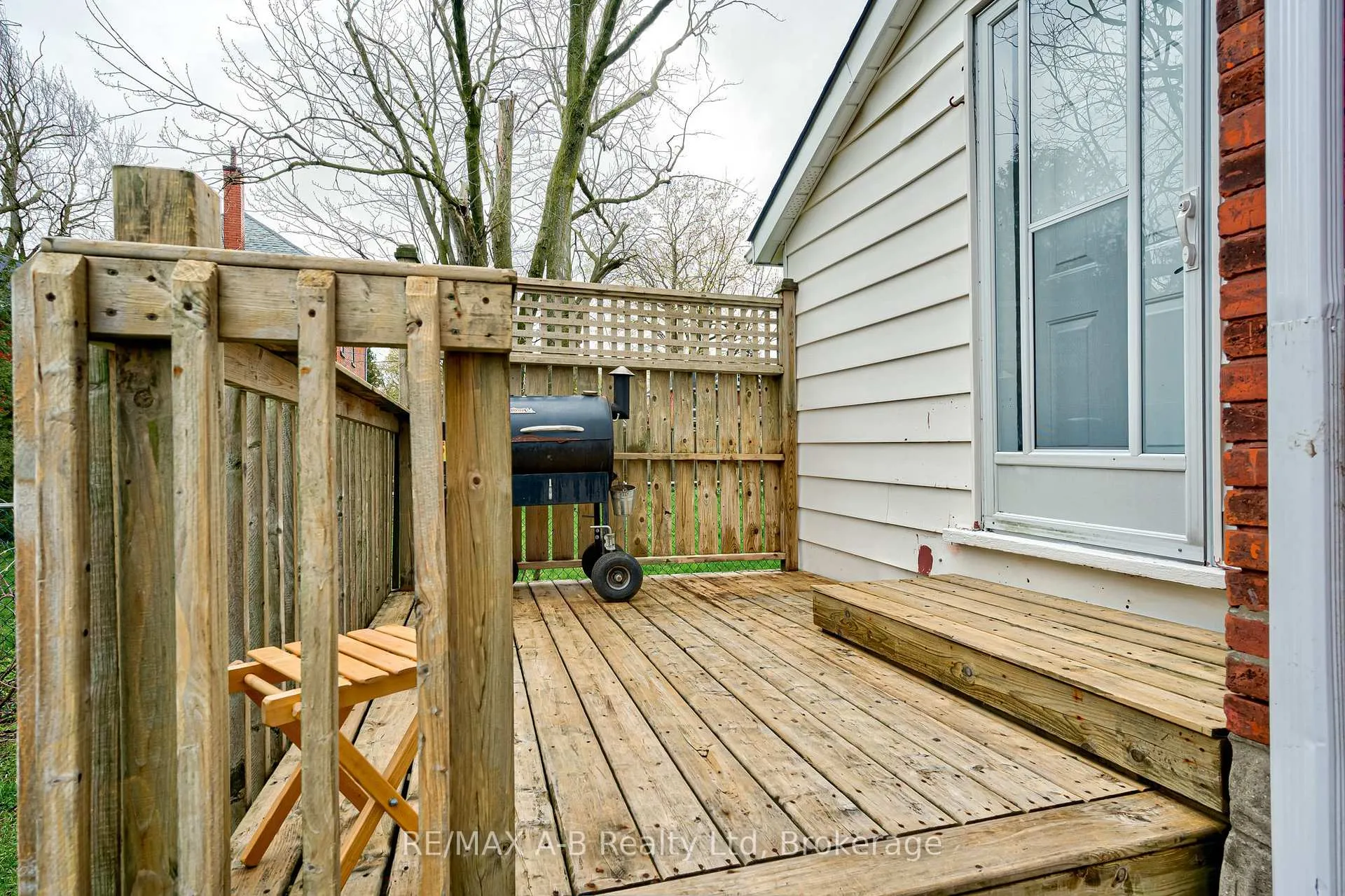 Photo 48 of 11 Brant Street, Stratford — HOMEH
