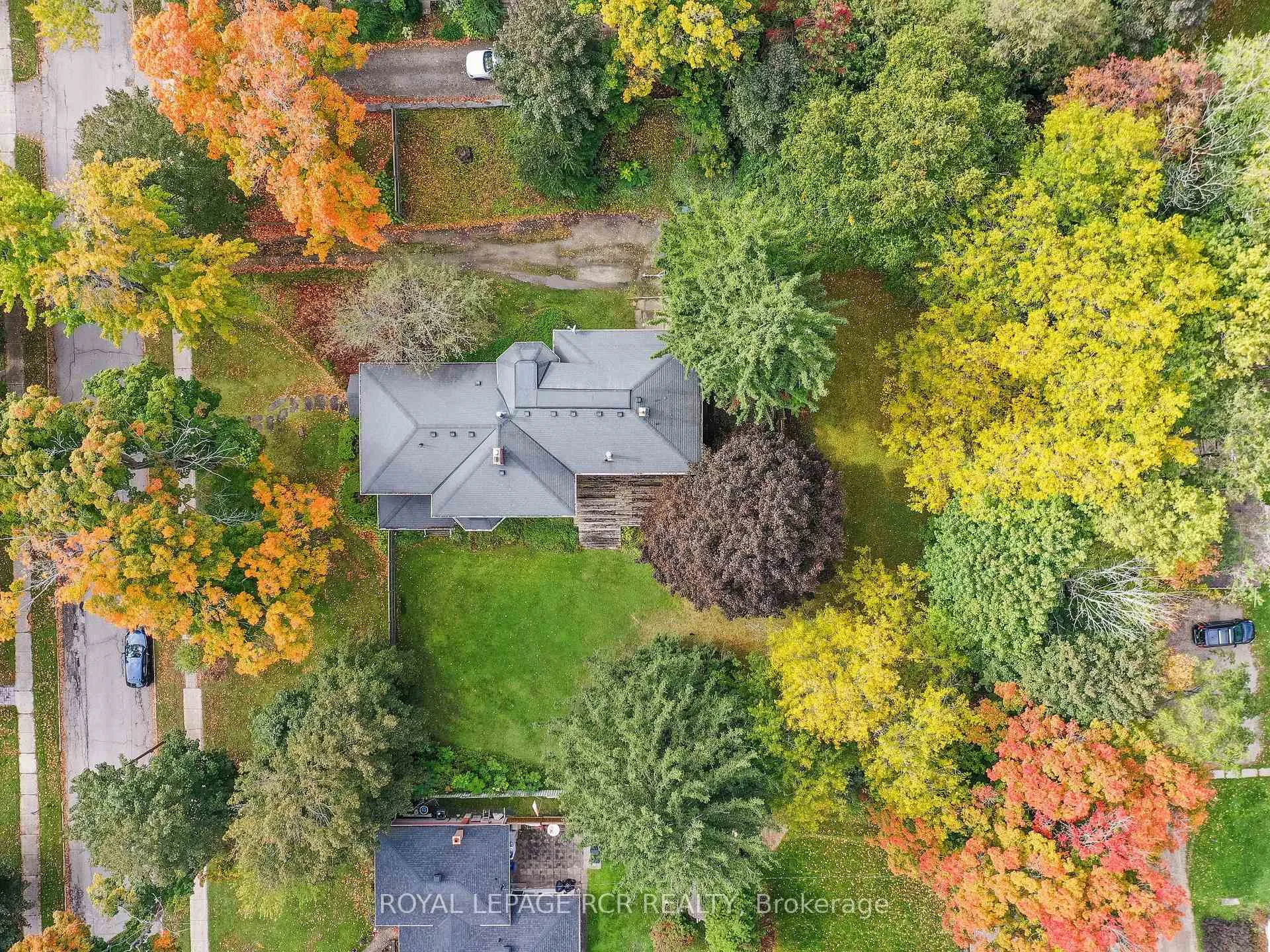 Photo 41 of 11 Third Avenue, Orangeville — HOMEH