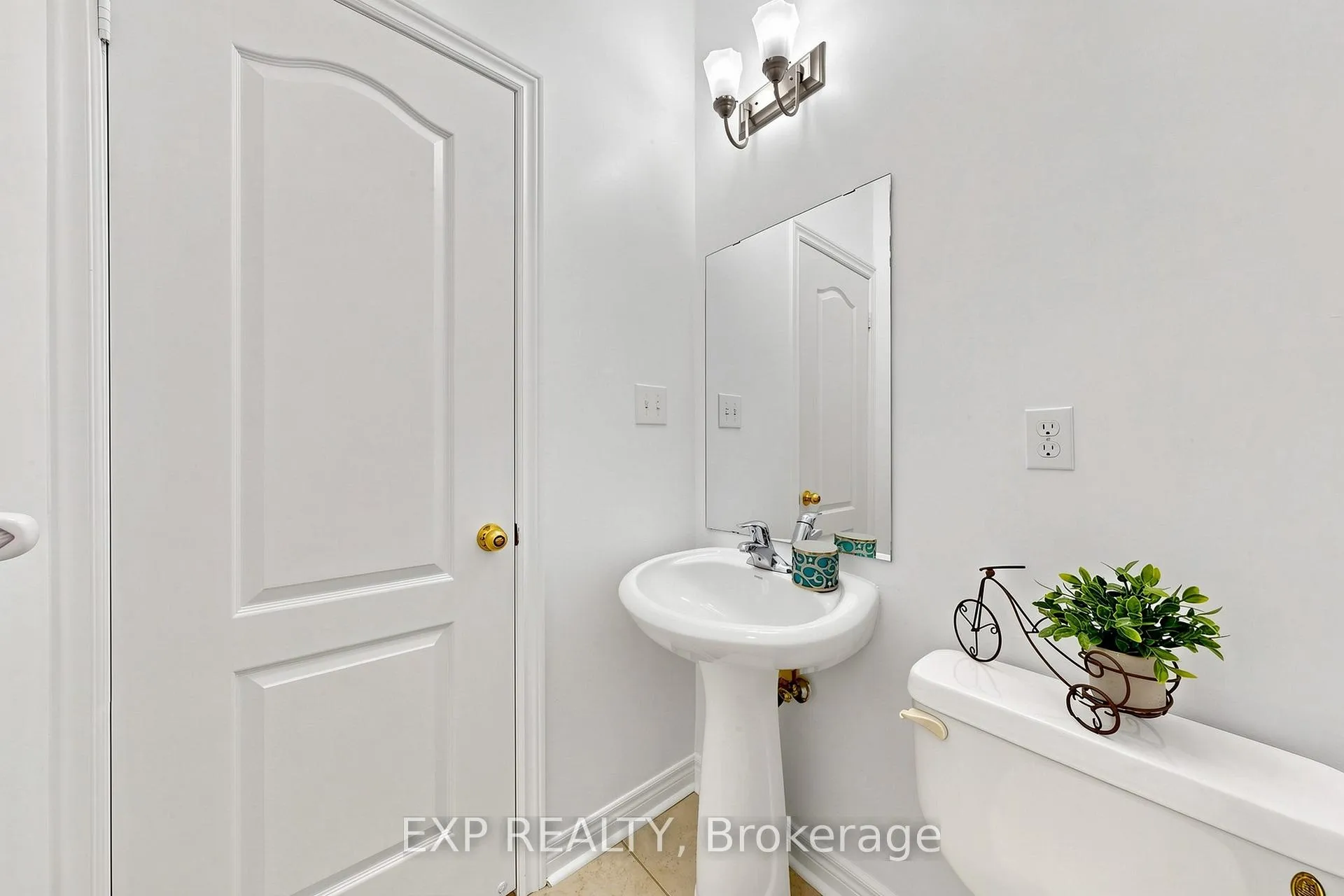 Photo 19 of 34 Freesia Road, Brampton, Northwest Sandalwood Parkway — HOMEH