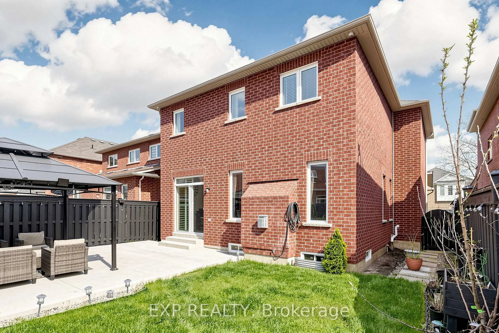 Photo 40 of 34 Freesia Road, Brampton, Northwest Sandalwood Parkway — HOMEH