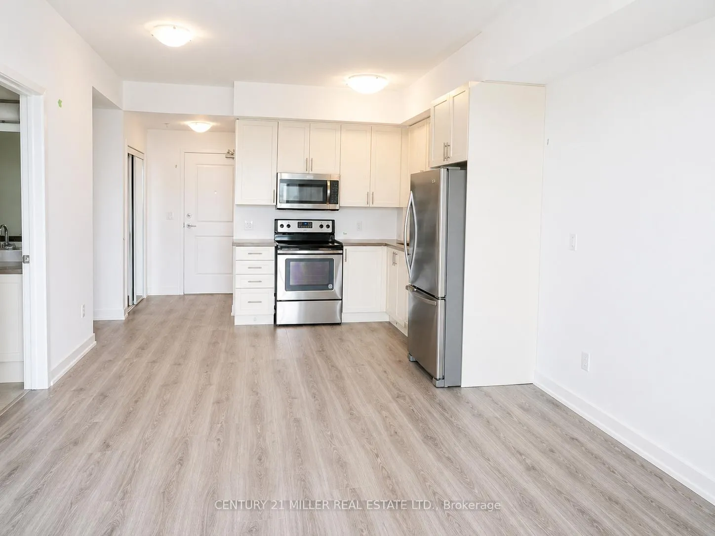 Photo 9 of Unit 718, 2490 Old Bronte Road, Oakville, Westmount — HOMEH