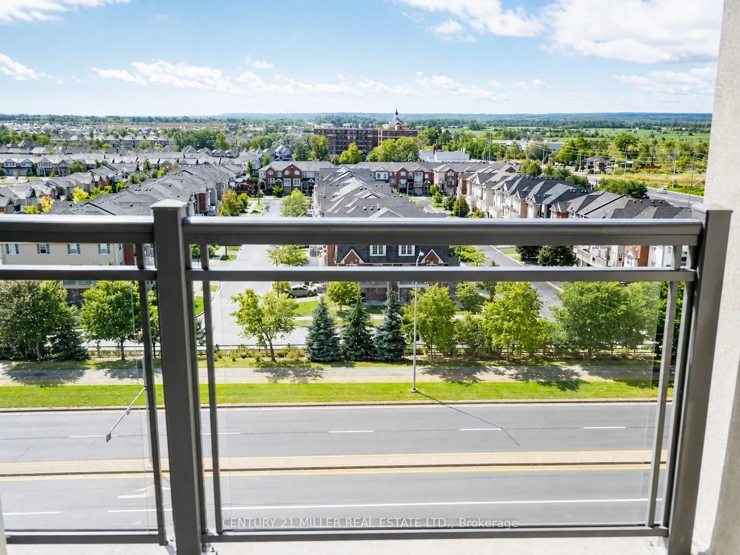 Photo 12 of Unit 718, 2490 Old Bronte Road, Oakville, Westmount — HOMEH