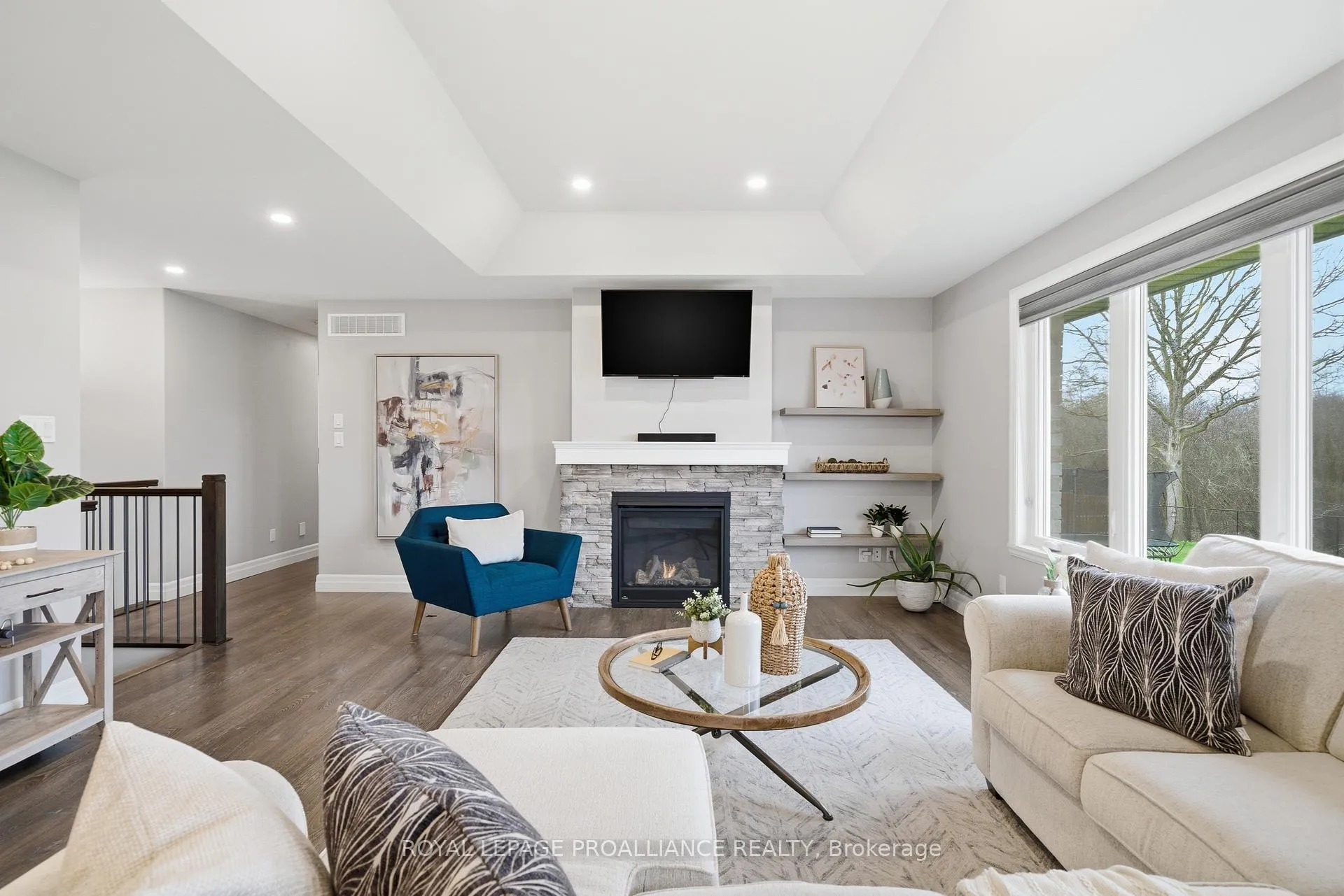 Photo 10 of 13 Cattail Crescent, Quinte West, Murray Ward — HOMEH