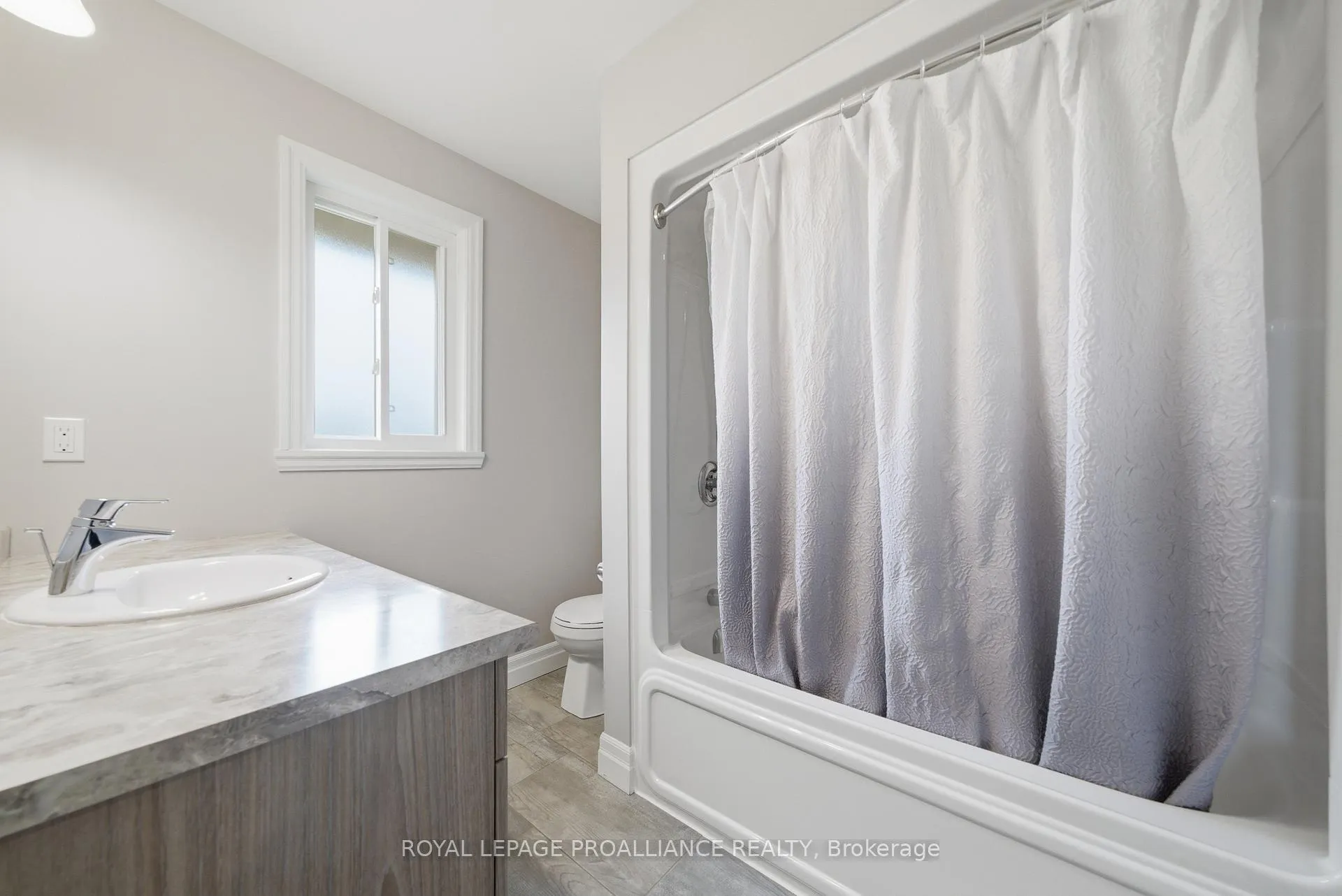 Photo 21 of 13 Cattail Crescent, Quinte West, Murray Ward — HOMEH