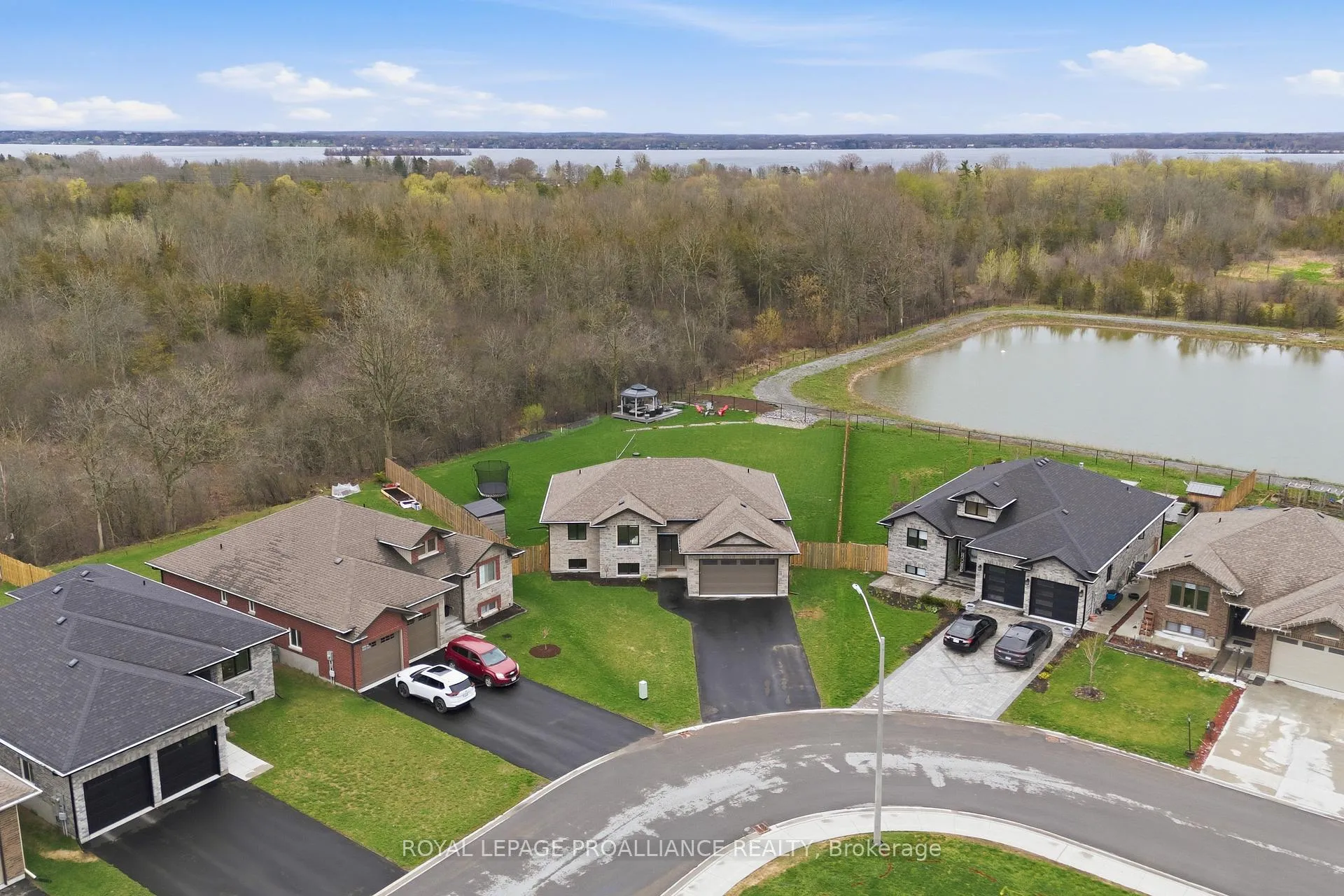 Photo 48 of 13 Cattail Crescent, Quinte West, Murray Ward — HOMEH