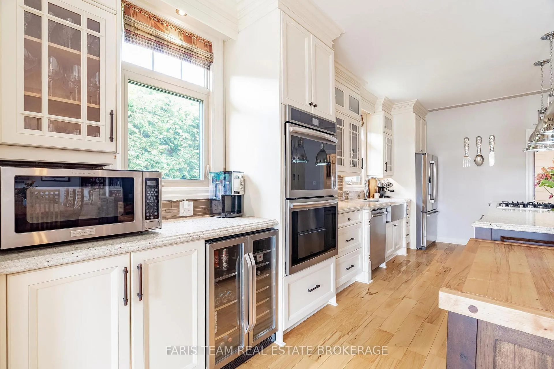 Photo 7 of 219 Champlain Road, Penetanguishene — HOMEH
