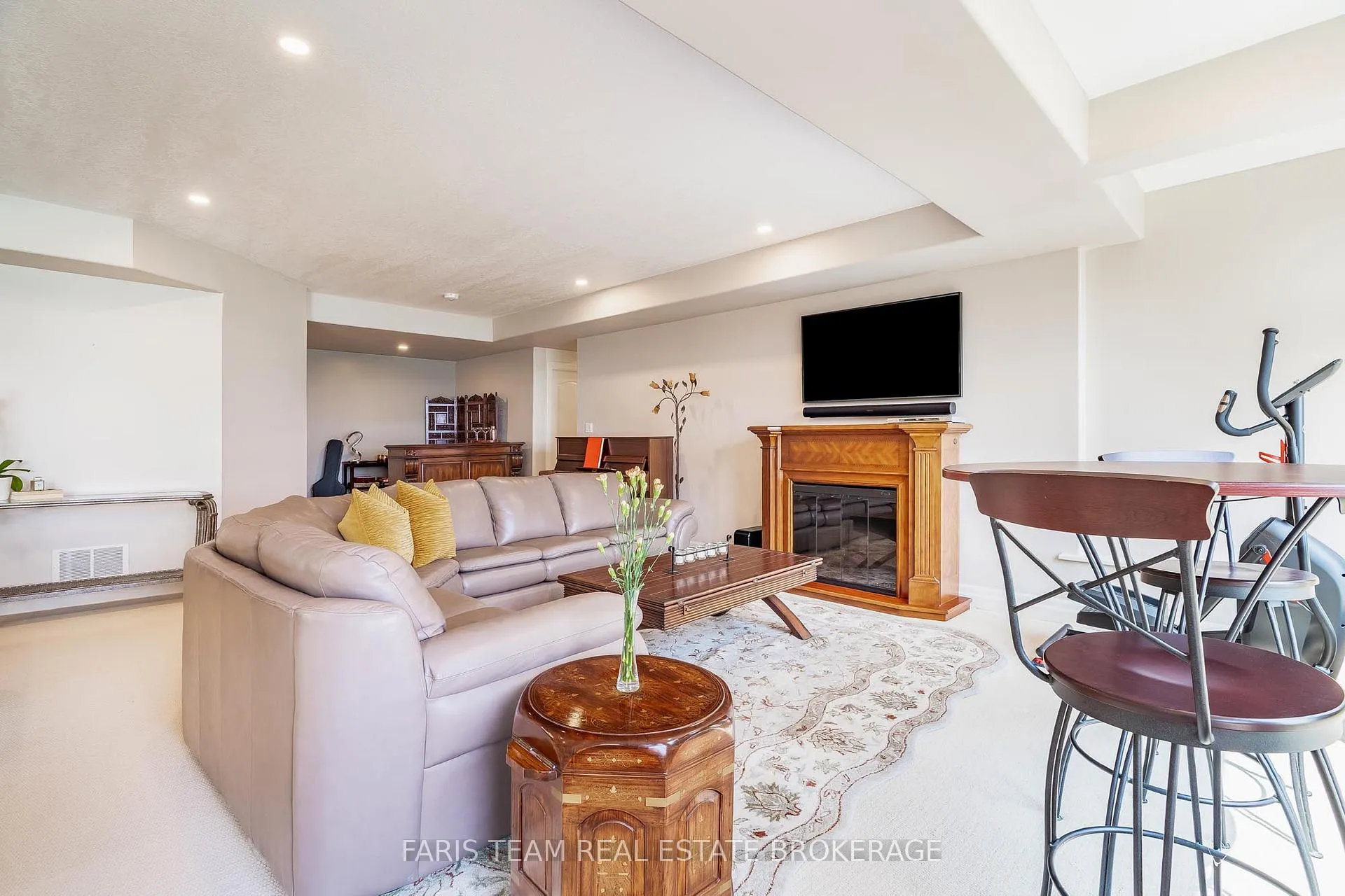 Photo 27 of 219 Champlain Road, Penetanguishene — HOMEH