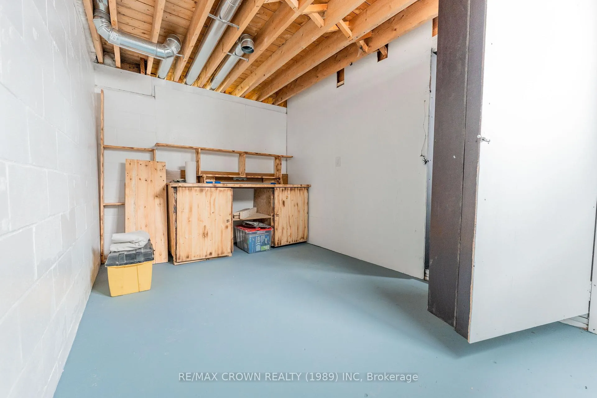 Photo 31 of 27 Ottawa Street, Kapuskasing — HOMEH