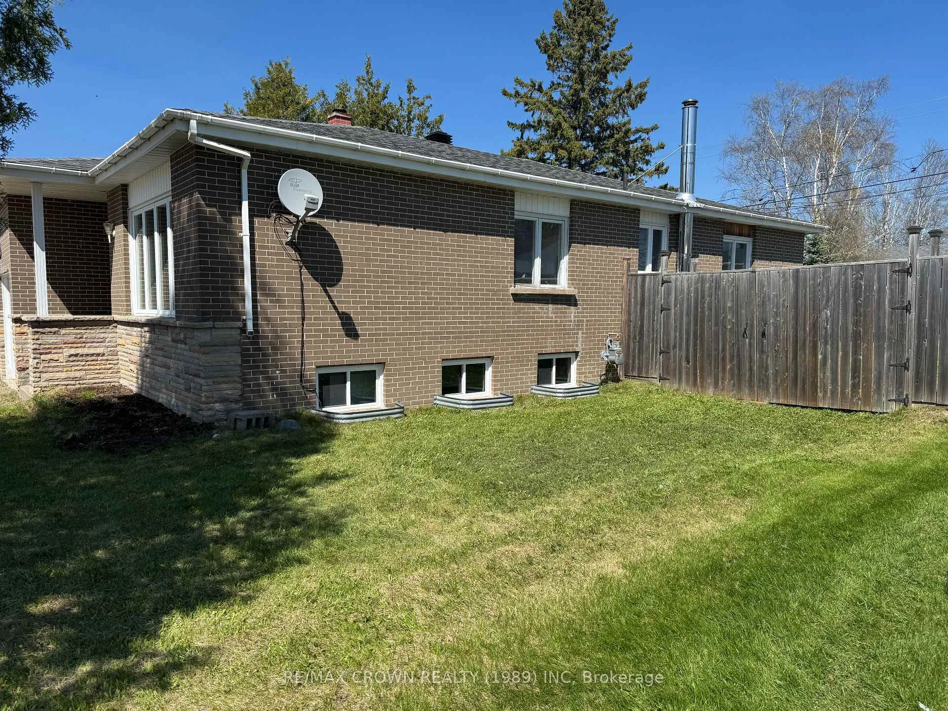 Photo 50 of 27 Ottawa Street, Kapuskasing — HOMEH
