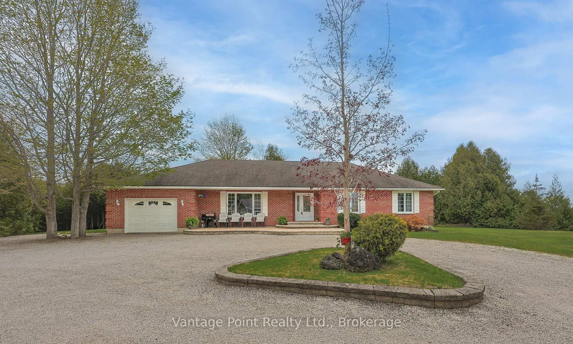 Photo 1 of 776761 10 Highway, Chatsworth — HOMEH
