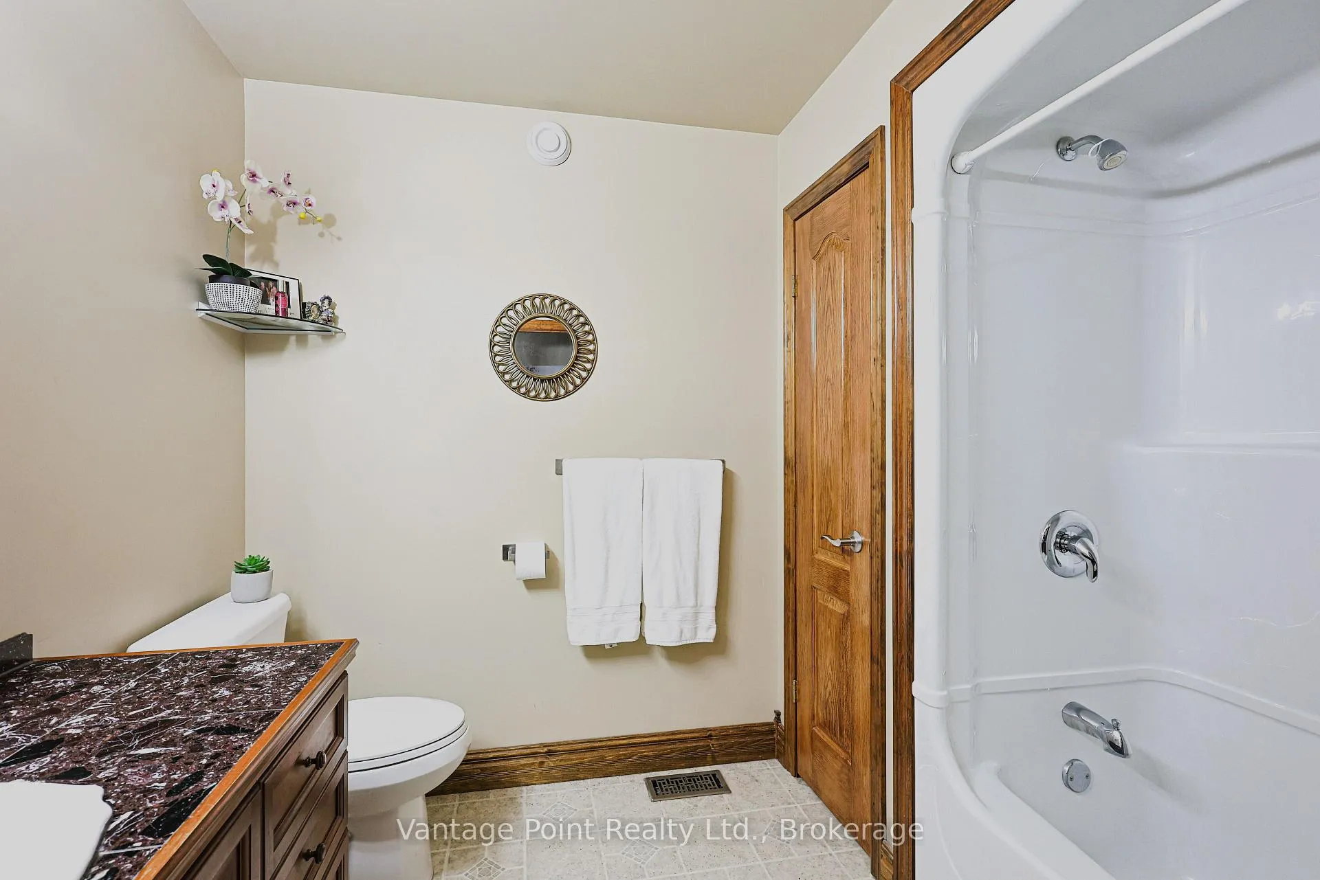 Photo 34 of 776761 10 Highway, Chatsworth — HOMEH