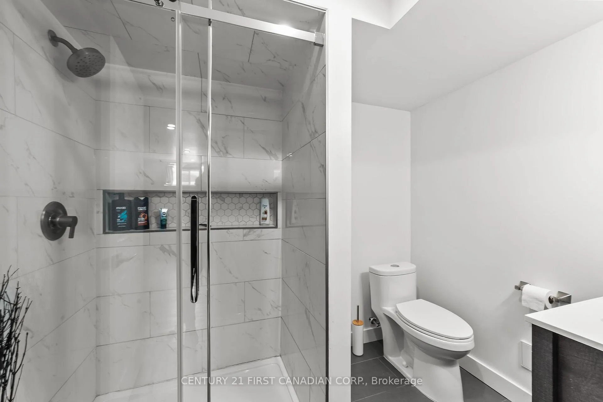 Photo 35 of 181 Gilmour Drive, Lucan Biddulph, Lucan — HOMEH