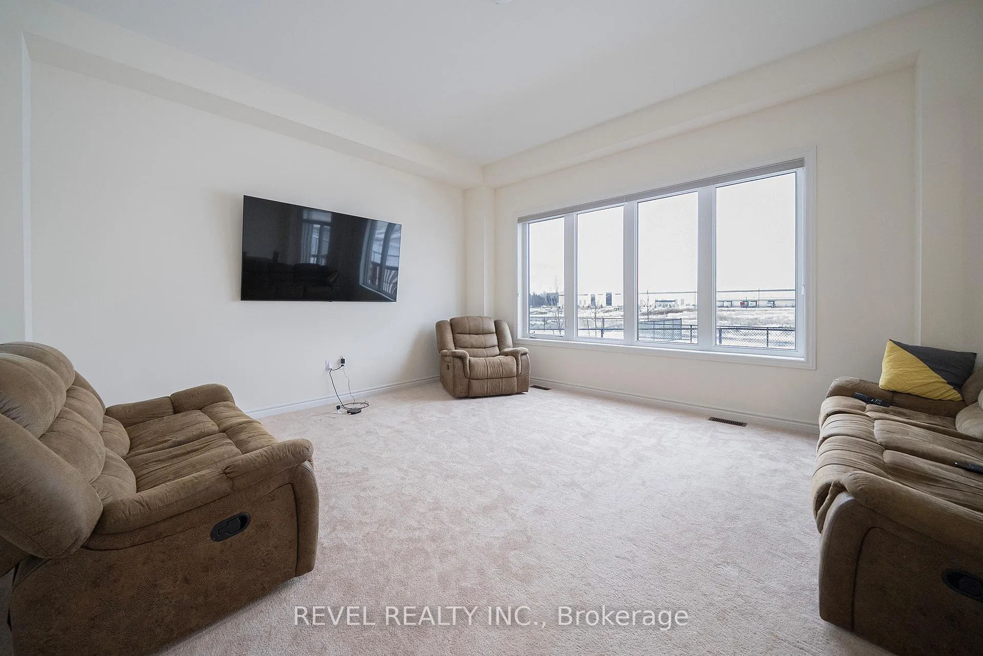 Photo 10 of 90 Hitchman Street, Brant, Paris — HOMEH