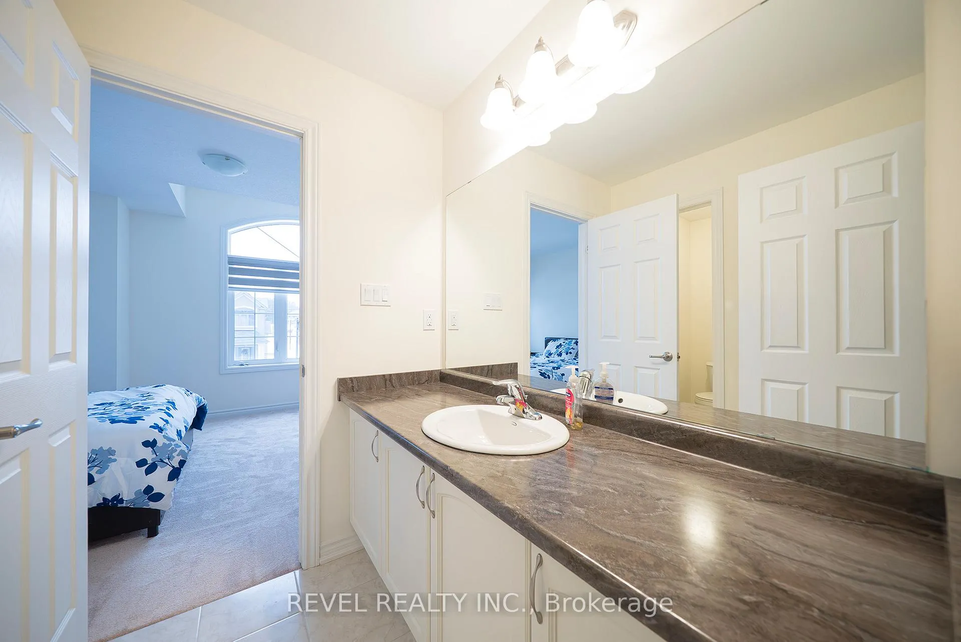 Photo 17 of 90 Hitchman Street, Brant, Paris — HOMEH
