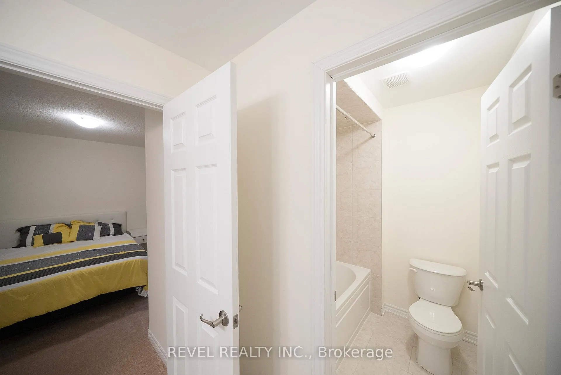 Photo 20 of 90 Hitchman Street, Brant, Paris — HOMEH