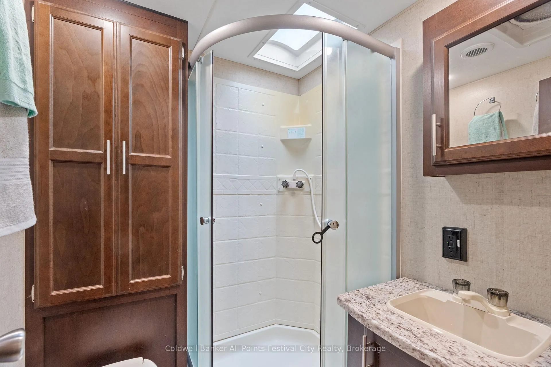 Photo 14 of 277 Shady Lane, Bluewater, Stanley — HOMEH