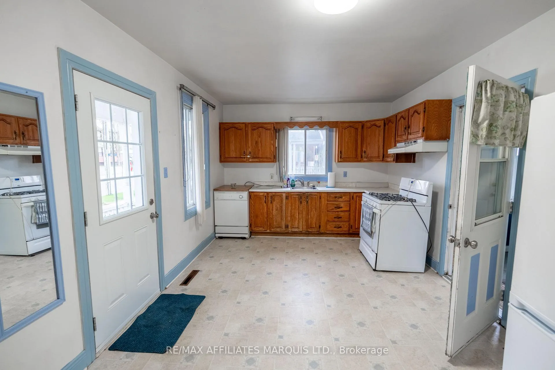 Photo 7 of 426 Sydney Street, Cornwall — HOMEH