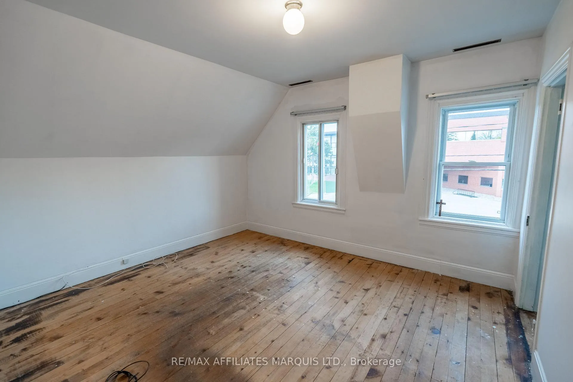 Photo 10 of 426 Sydney Street, Cornwall — HOMEH