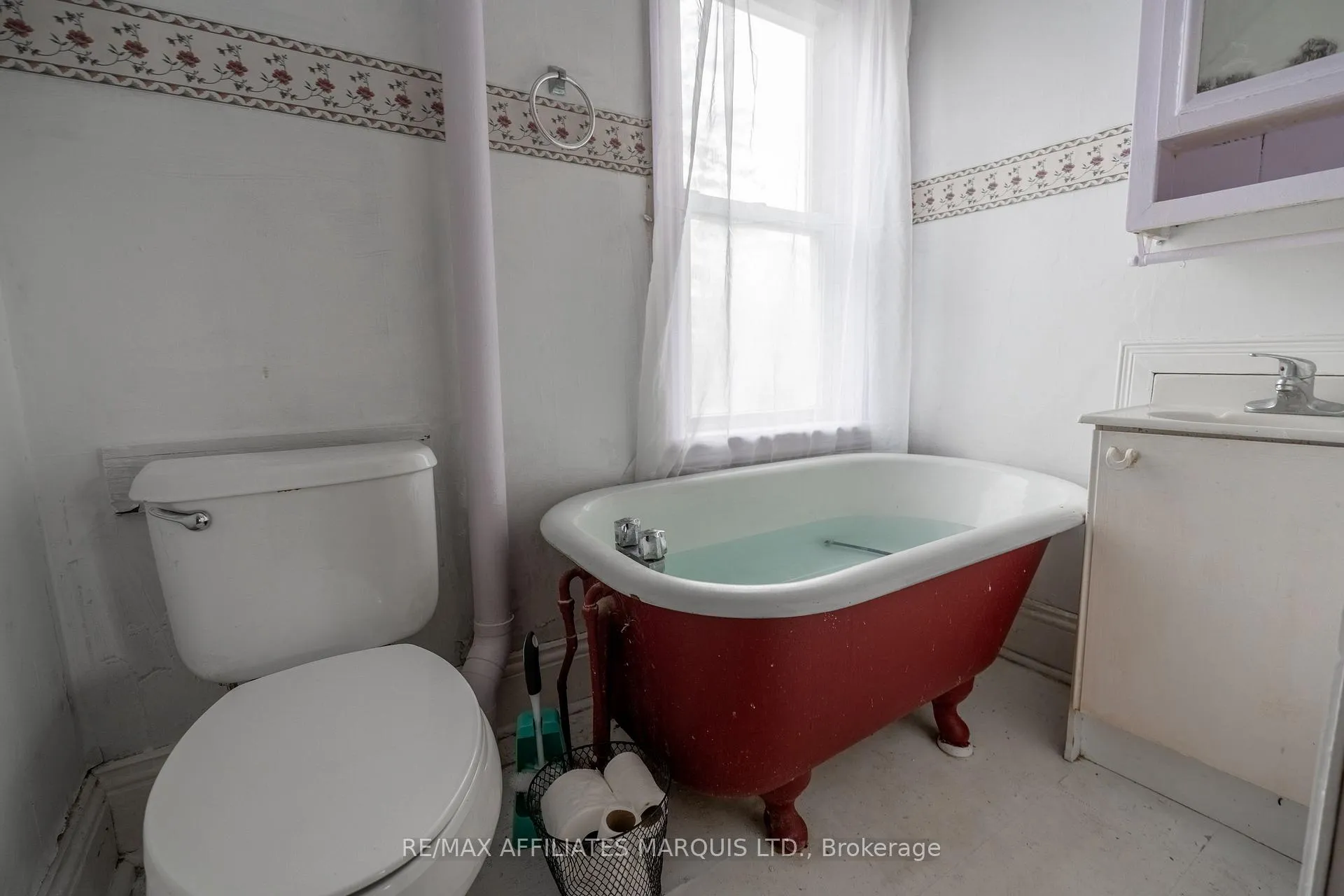 Photo 11 of 426 Sydney Street, Cornwall — HOMEH