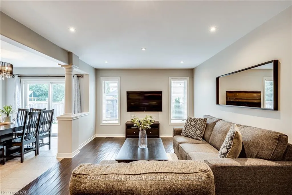 Photo 7 of 8 Blue Ribbon Way, Hamilton, Binbrook — HOMEH