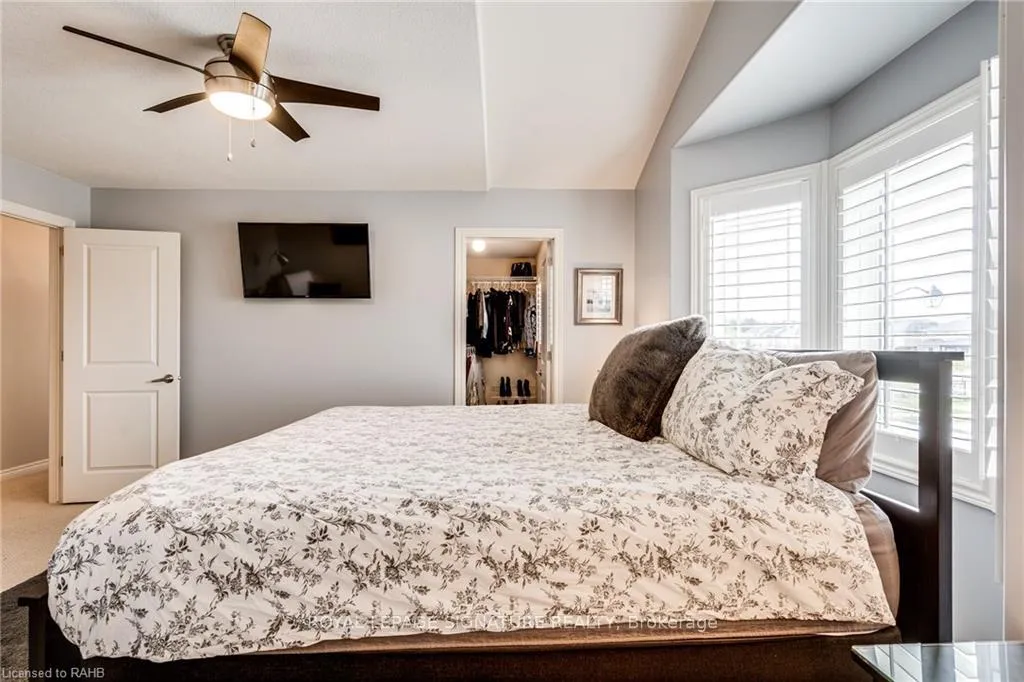 Photo 17 of 8 Blue Ribbon Way, Hamilton, Binbrook — HOMEH