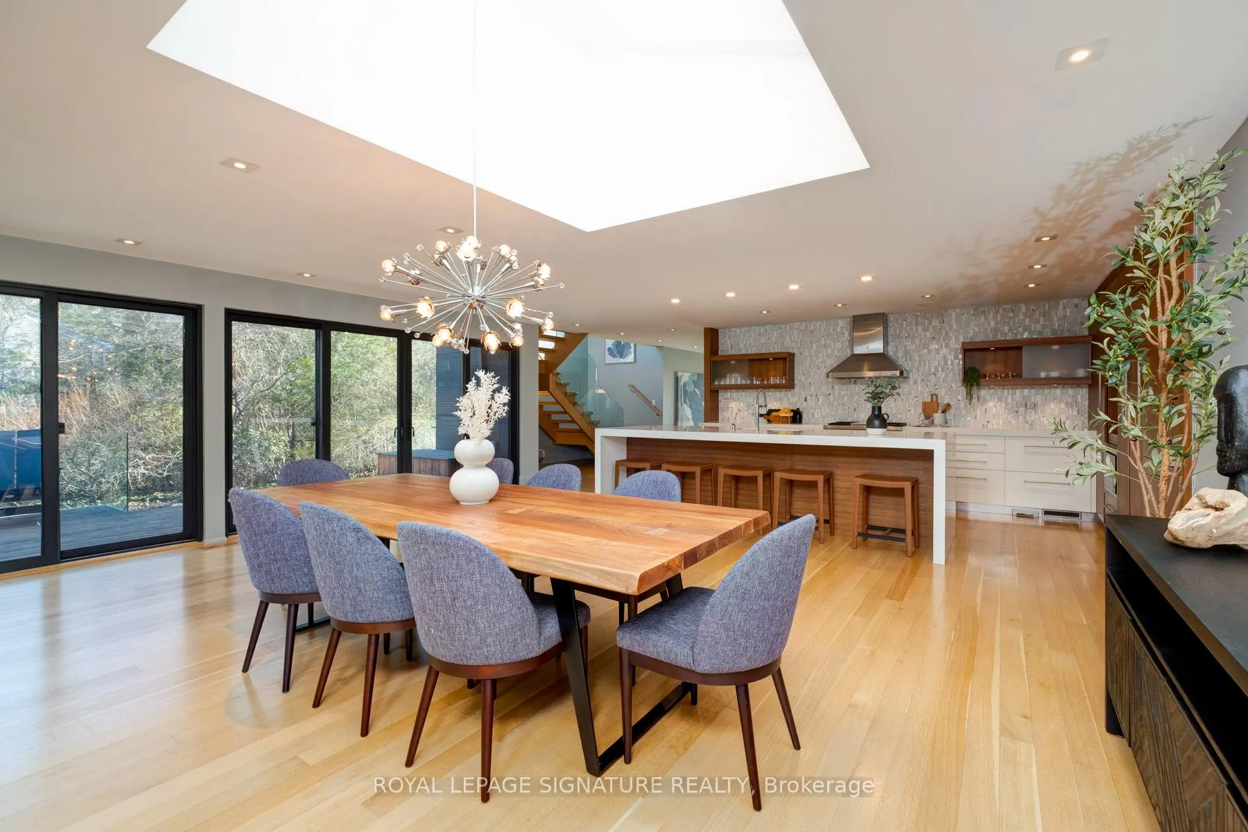 Photo 9 of 185 Morrison Road, Oakville, Morrison — HOMEH
