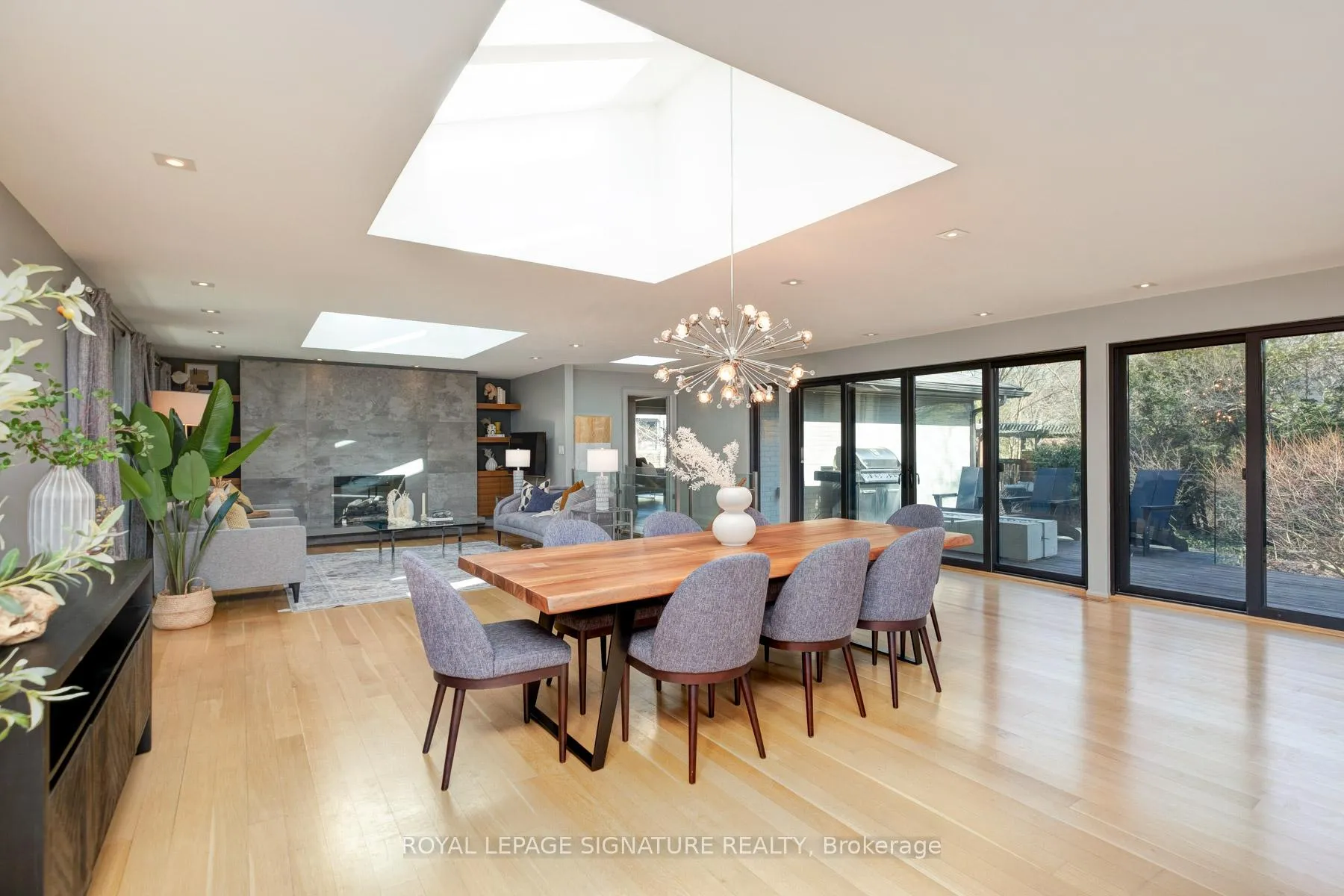 Photo 11 of 185 Morrison Road, Oakville, Morrison — HOMEH