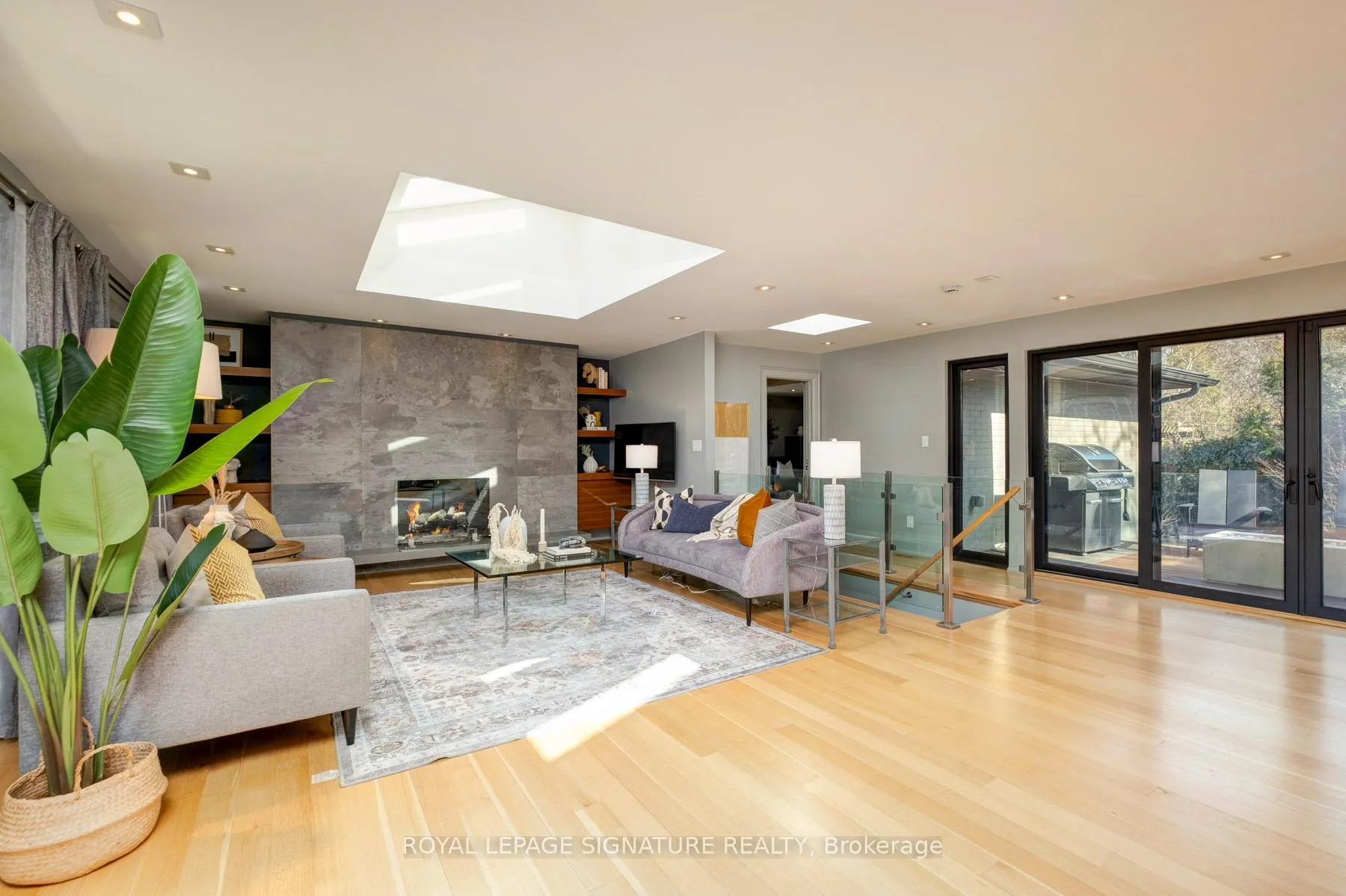 Photo 15 of 185 Morrison Road, Oakville, Morrison — HOMEH