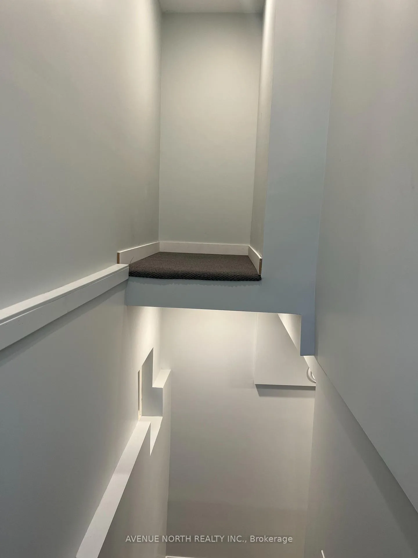 Photo 4 of Unit B, 4187 Navan Road, Ottawa, Navan — HOMEH