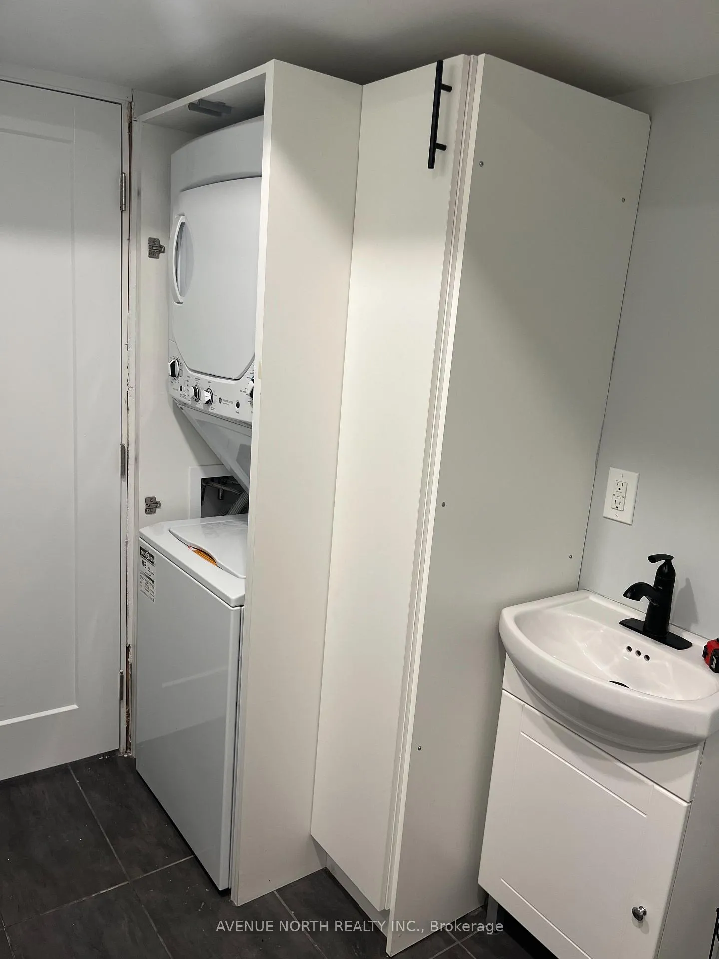 Photo 16 of Unit B, 4187 Navan Road, Ottawa, Navan — HOMEH