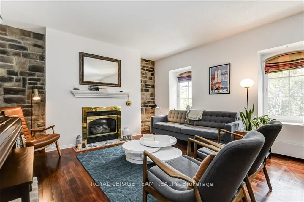 Photo 4 of Unit 3, 10 Clarence Street, Ottawa, Lower Town/Byward Market — HOMEH