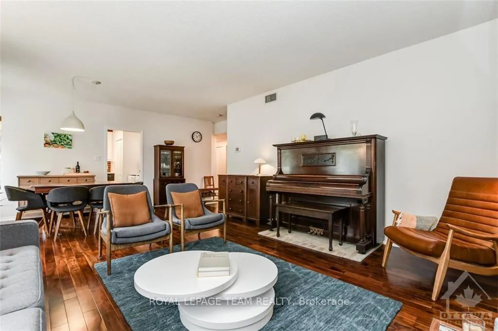 Photo 5 of Unit 3, 10 Clarence Street, Ottawa, Lower Town/Byward Market — HOMEH