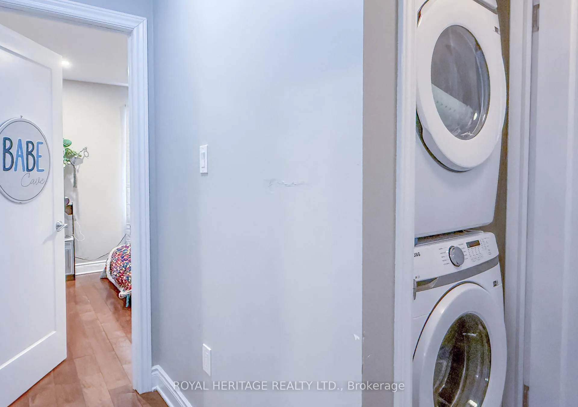 Photo 9 of Unit 3, 100 Cromwell Avenue, Oshawa, Vanier — HOMEH