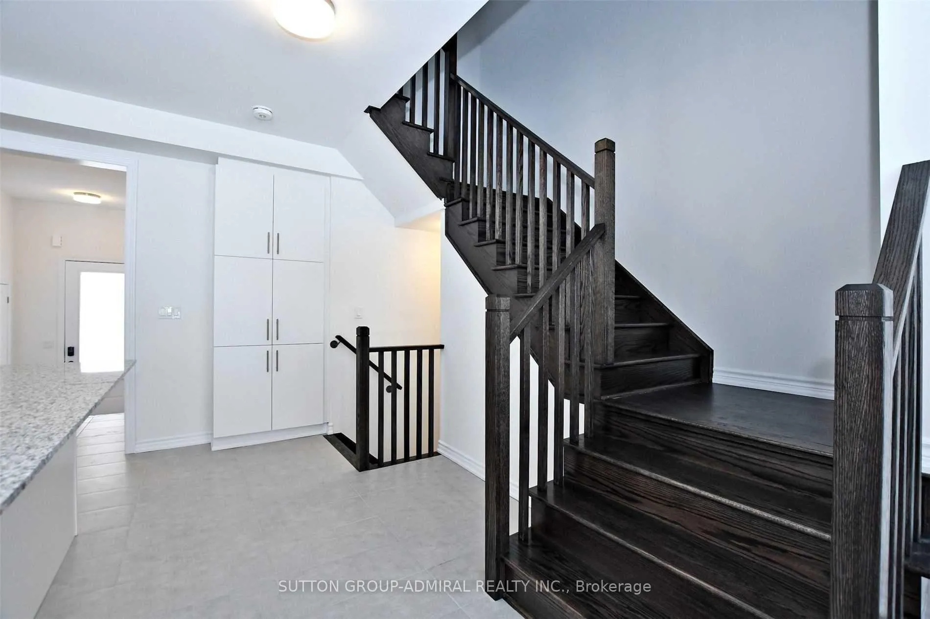 Photo 10 of 1477 Blackmore Street, Innisfil, Alcona — HOMEH